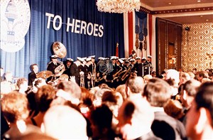 Image description is not available for 1985.041